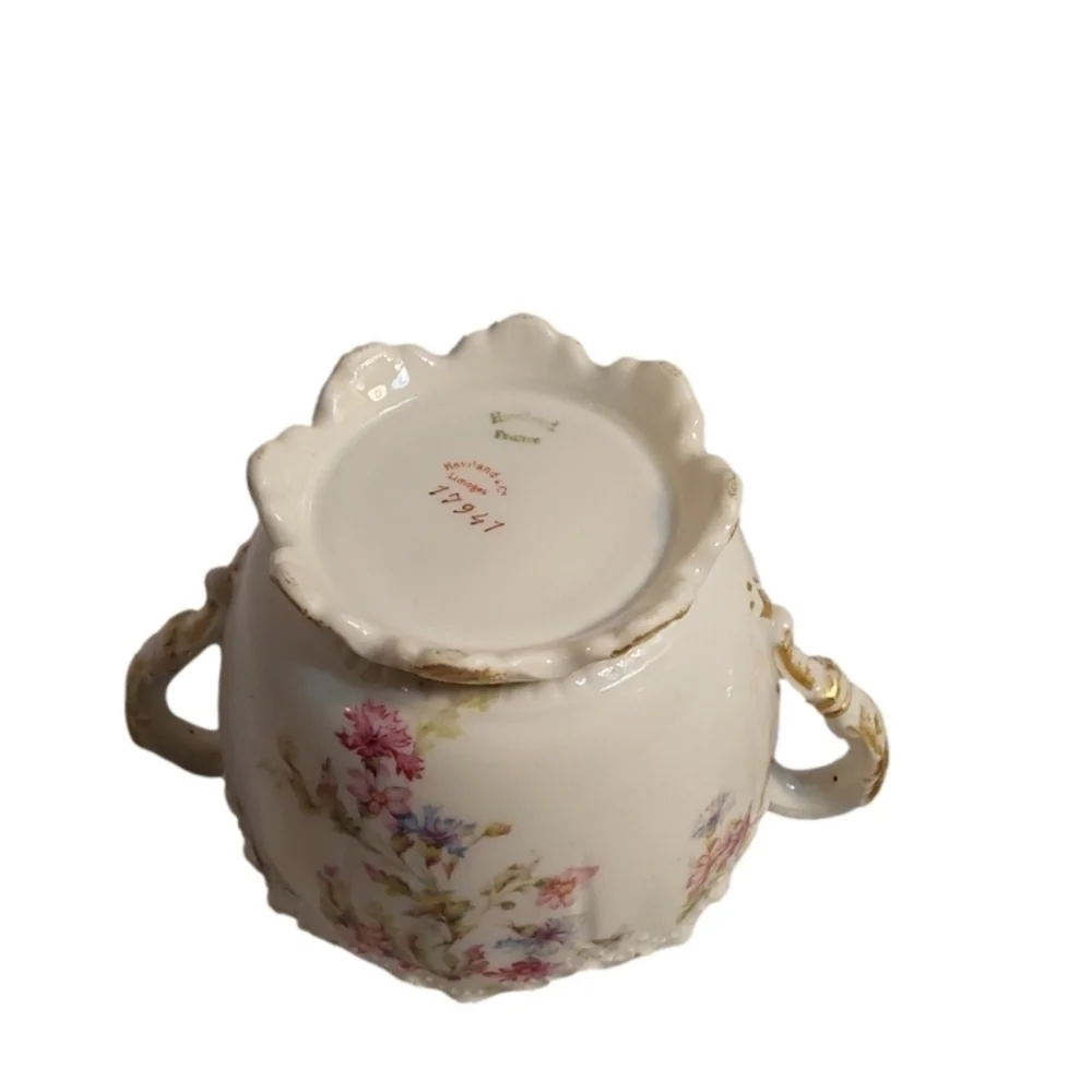 LIMOGES HAVILAND FRANCE #17941‎  OVER GLAZE FLORAL COVERED SUGARB